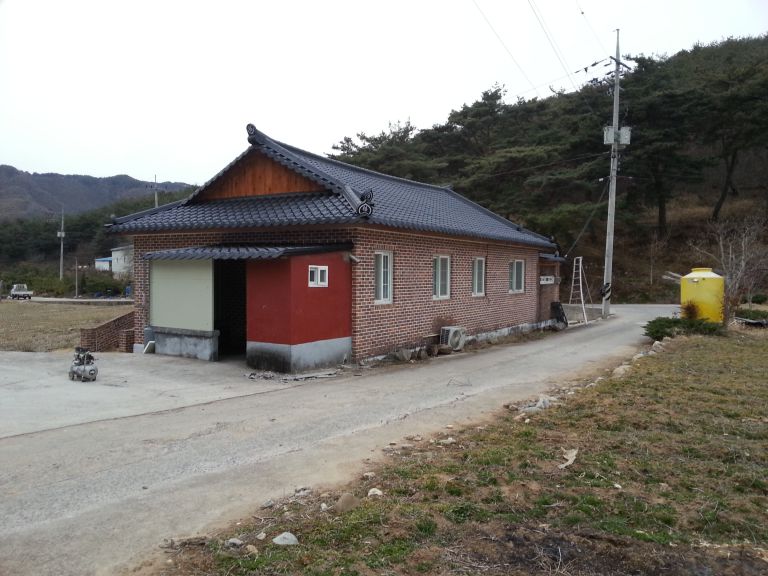 전통기와형 시공전 후 모습입니다